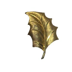 Vintage BSK Brooch Leaf Shiny‎ Brushed Gold Tone Flaw